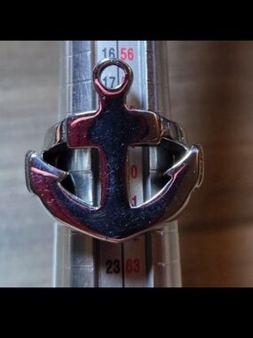 Anchor-Design Women Or Men's Ring in Silver - Nautical Style SIZE 9